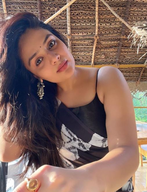 యాంకర్ శ్రీముఖి అందాల విందు.. ఇంతకు ముందెన్నడూ చూడని హాట్ ఫొటోలతో రచ్చ