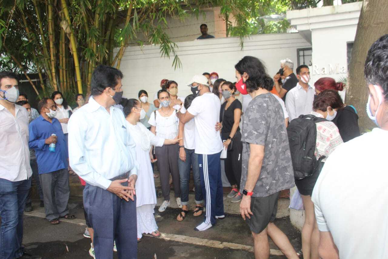 Raj Kaushal Passes Away: Celebs At Mandira Bedi's Husband's Funeral