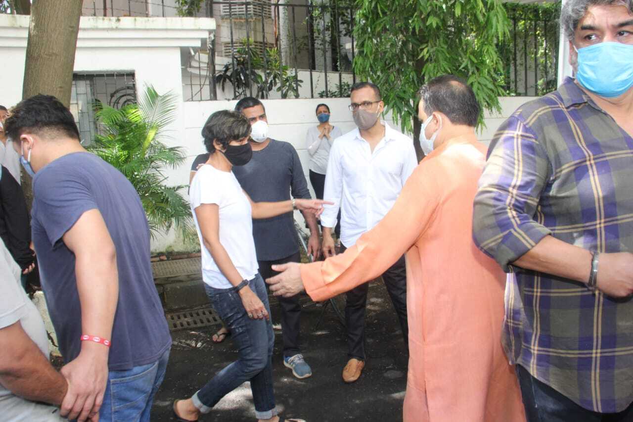 Raj Kaushal Passes Away: Celebs At Mandira Bedi's Husband's Funeral