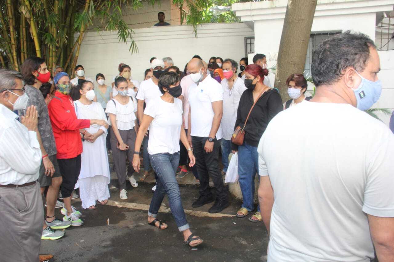 Raj Kaushal Passes Away: Celebs At Mandira Bedi's Husband's Funeral