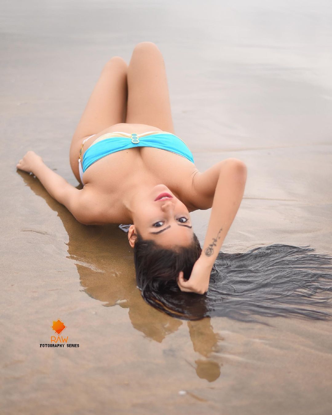 Model SymranKaur Photos Goes Viral On The Internet