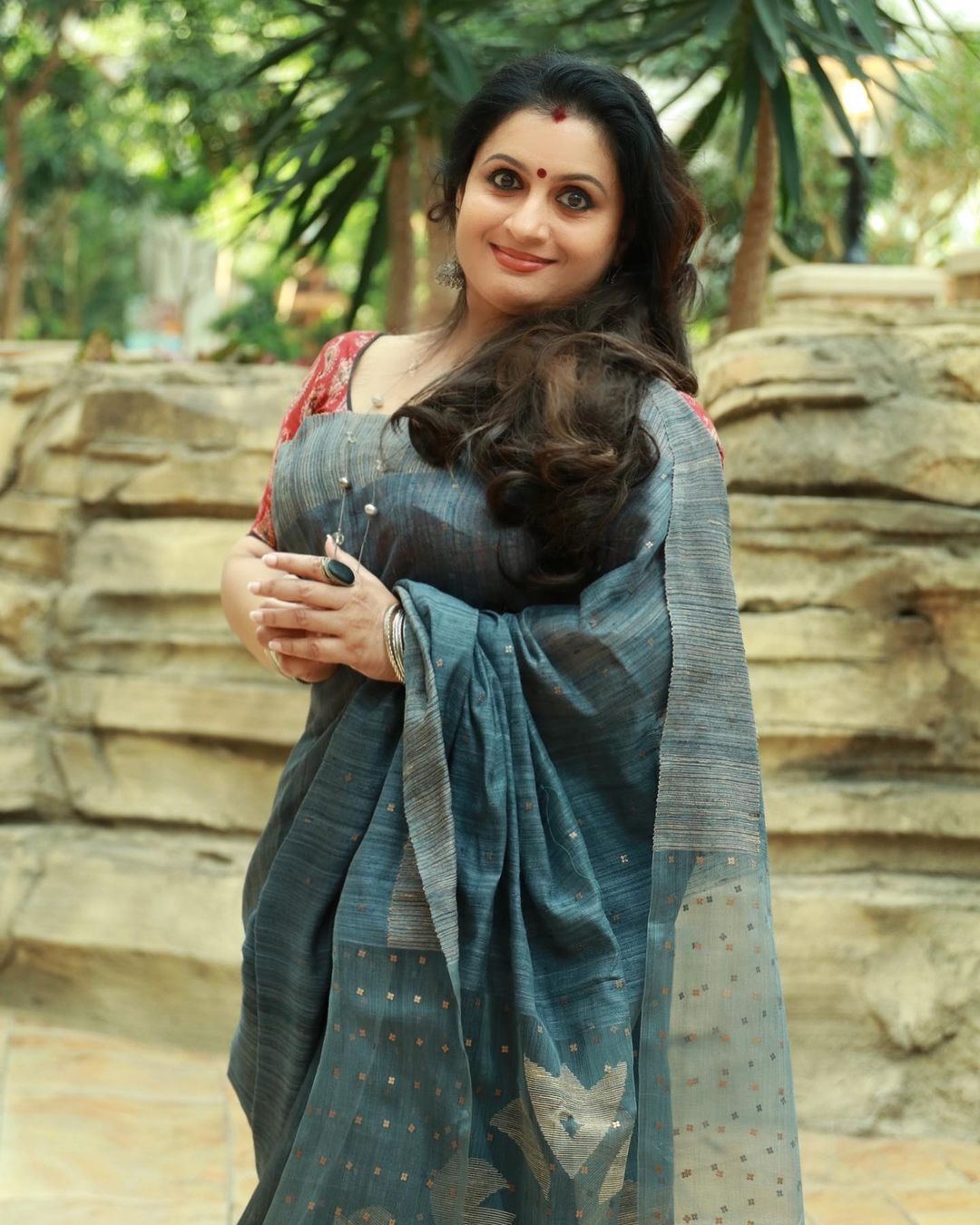 ഇപ്പോഴും പഴയത് പോലെ തന്നെ; മുന്‍കാല നടി സുചിത്രയുടെ പുതിയ ചിത്രങ്ങള്‍