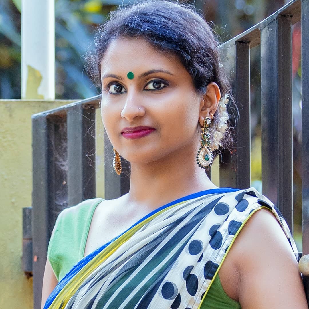 കിടിലൻ ഫോട്ടോഷൂട്ടുമായി ഡോ. ഷിനു ശ്യാമളൻ, ചിത്രങ്ങൾ കാണാം