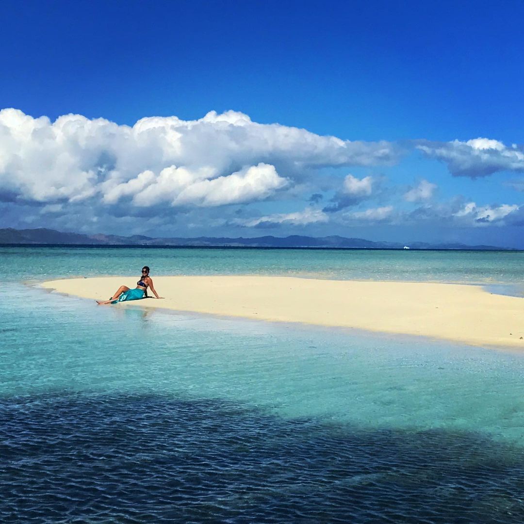 Ileana D'Cruz  నెవ్వర్ బిఫోర్ అనేలా హాట్ స్టిల్స్!