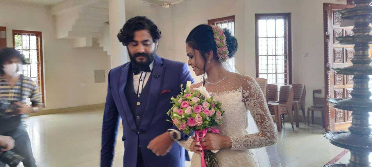 Actor Antony Varghese & Anisha Paulose Wedding Photos