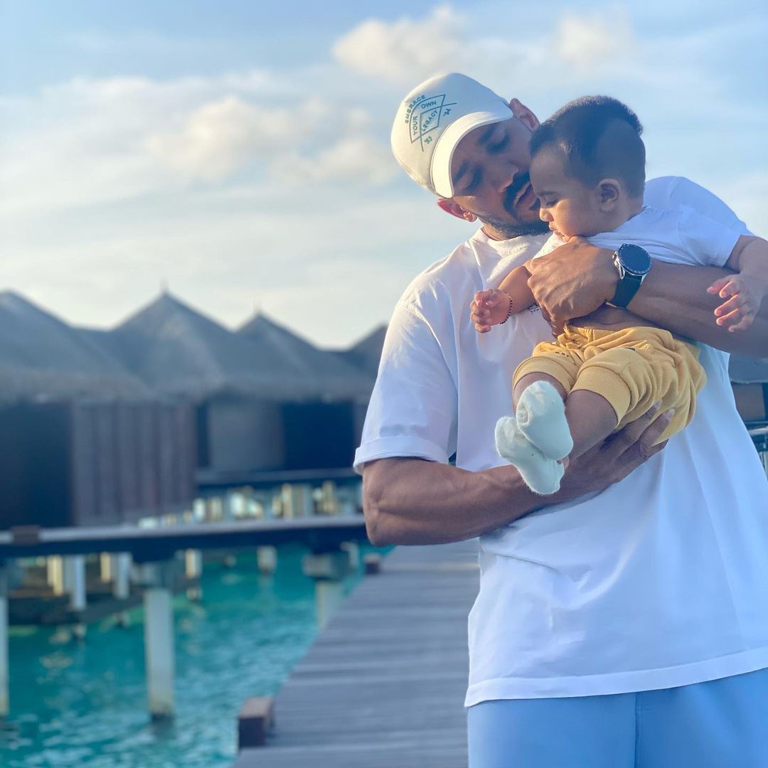 Anita Hassanandani & Rohit Reddy's Cute Munchkin Aaravv's First Maldives Trip