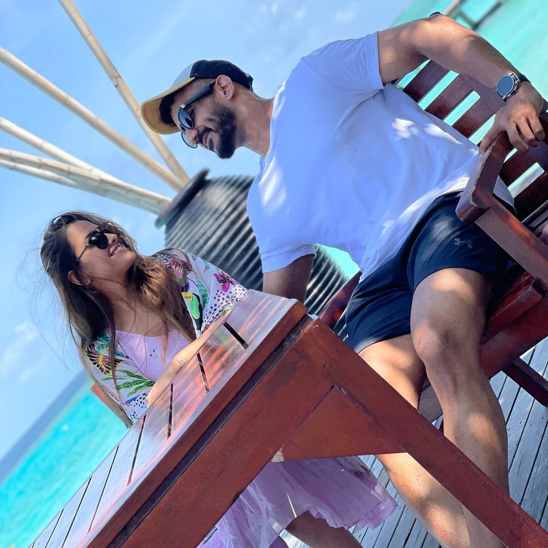 Anita Hassanandani & Rohit Reddy's Cute Munchkin Aaravv's First Maldives Trip
