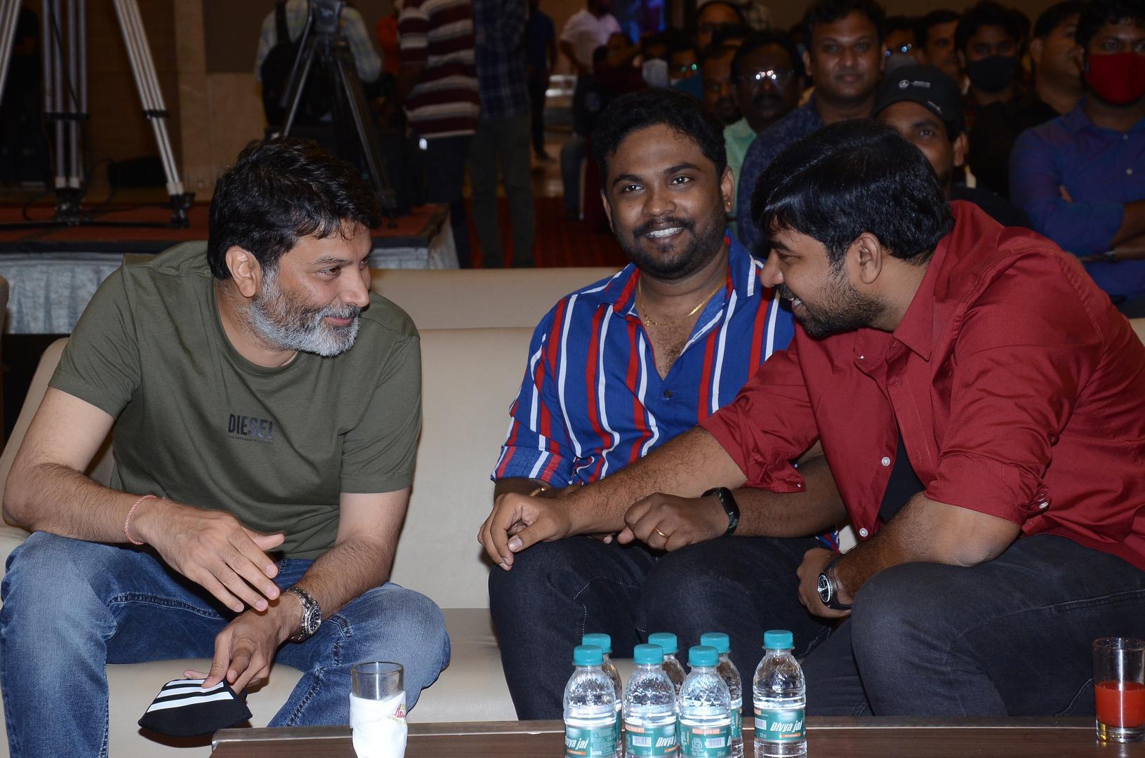 Ichata vahanamulu Niluparadu Pre Release Event