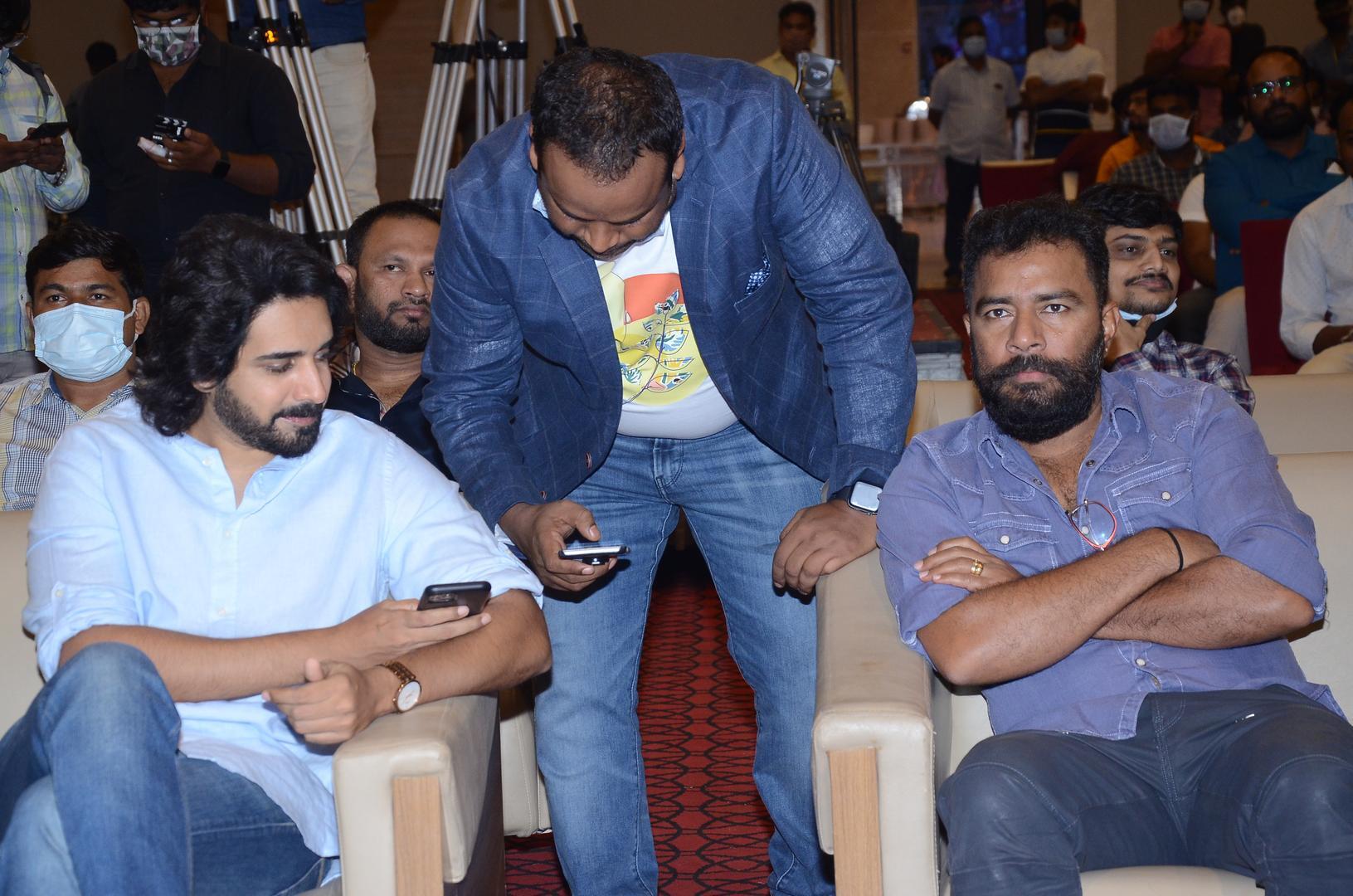 Ichata vahanamulu Niluparadu Pre Release Event