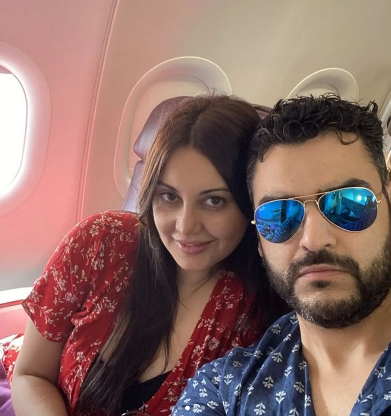 Hotness Alert! Minissha Lamba And Her Beau Akash Malik Set The Internet On Fire
