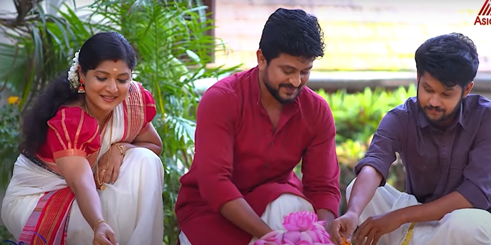 ശിവനോടൊപ്പം ഓണം ആഘോഷിച്ച് അഞ്ജലി, സാന്ത്വനം   കുടുംബത്തിലെ  ഓണാഘോഷം, ചിത്രം കാണാം
