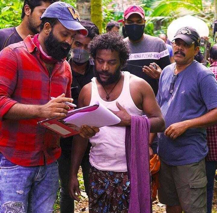 These BTS Clicks From Prithviraj-Roshan Mathew’s Kuruthi Are Simply Unmissable!