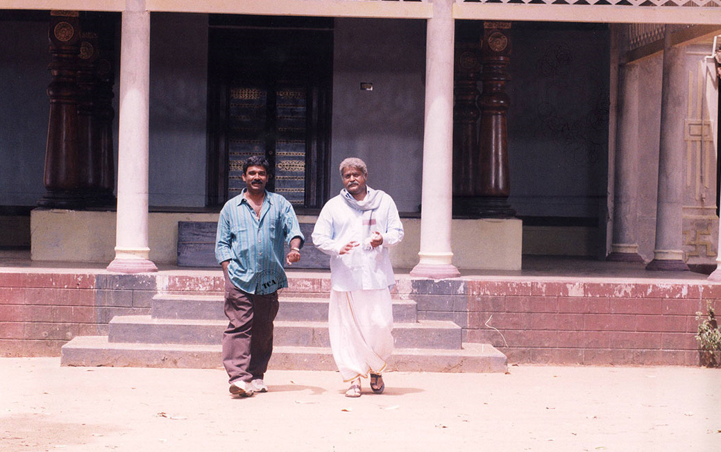 These BTS Pictures From The Sets Of Mohanlal’s Ravanaprabhu Will Make You Go ‘Savari Giri Giri’