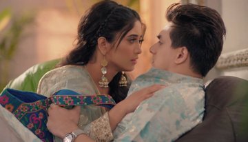 Yeh Rishta Kya Kehlata Hai's Shivangi Joshi & Mohsin Khan- The Jodi Who Set TV Screen On Fire With Their Sizzling Chemistry