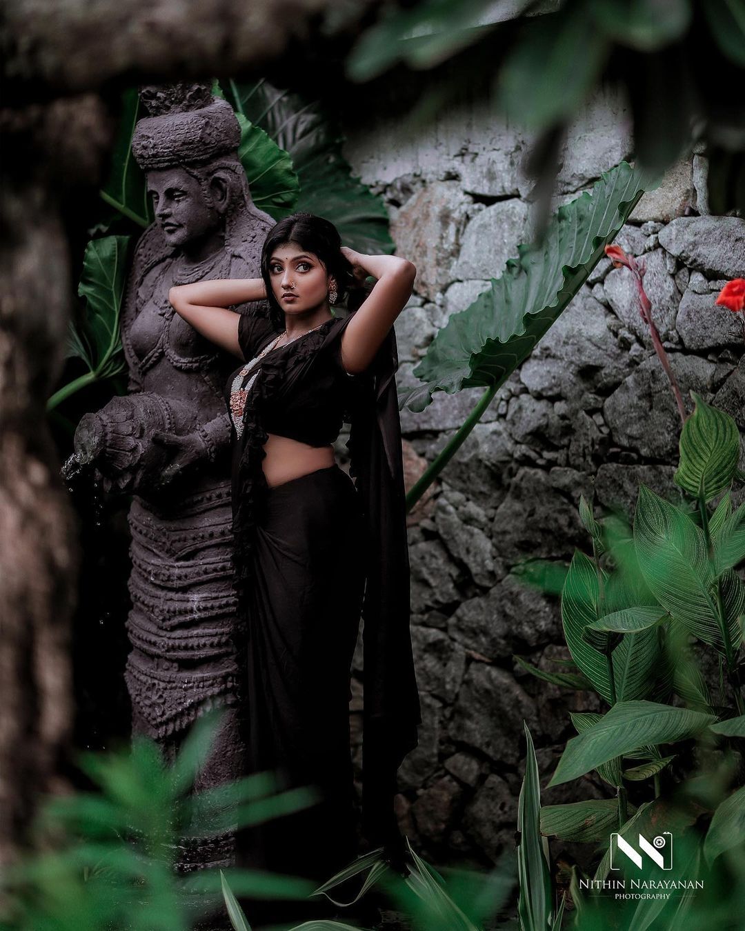 പൂഞ്ചോലയിൽ കളിച്ചുല്ലസിച്ച് ദൃശ്യ; ഗ്ലാമറസ് ചിത്രങ്ങൾ