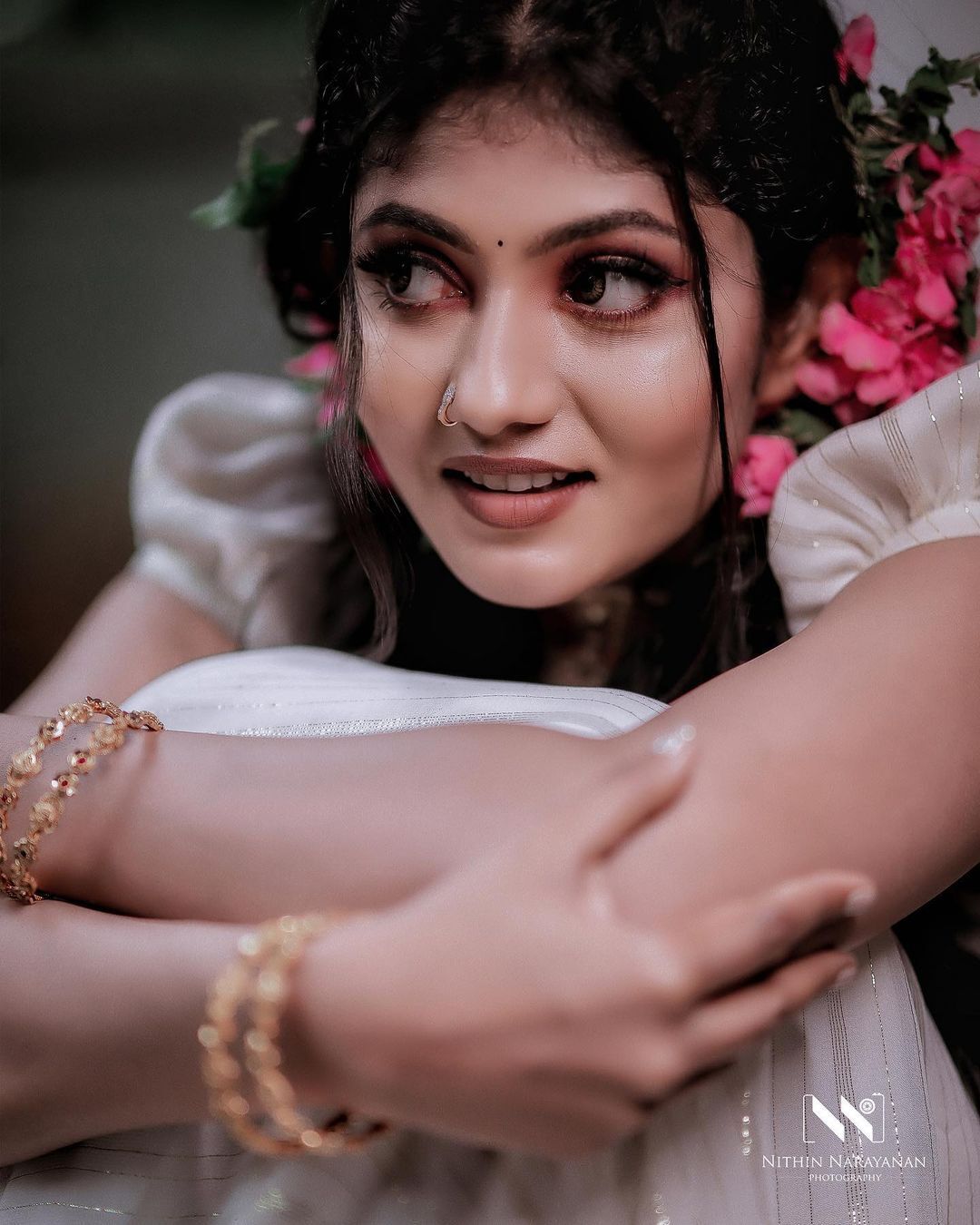 പൂഞ്ചോലയിൽ കളിച്ചുല്ലസിച്ച് ദൃശ്യ; ഗ്ലാമറസ് ചിത്രങ്ങൾ