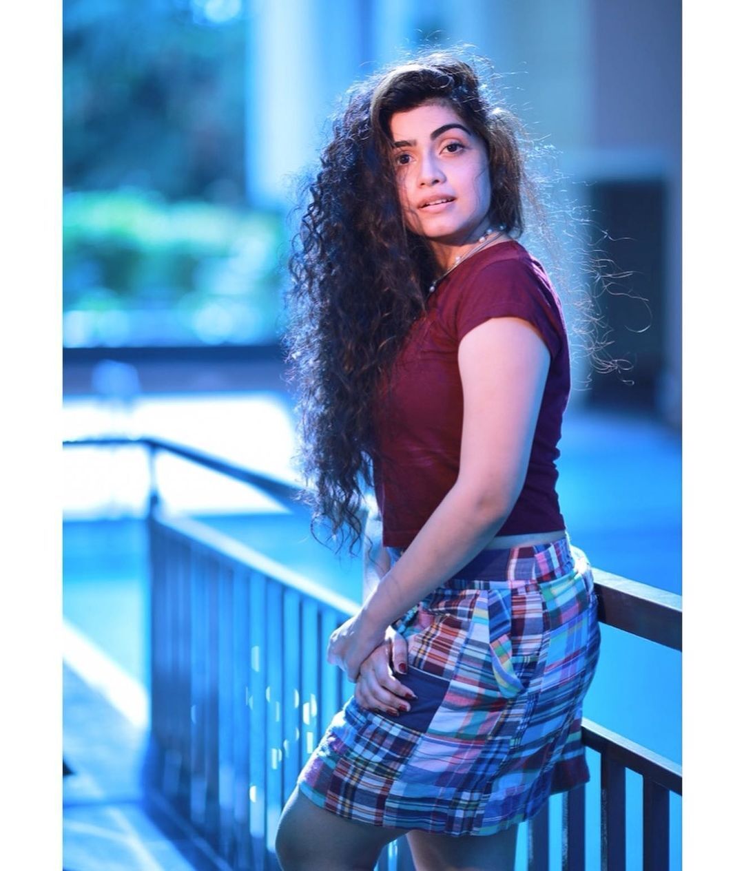 സിമ്പിള്‍ ലുക്കില്‍ ചിരി വിടര്‍ത്തി മാനസ; മനസ് നിറയ്ക്കും ചിത്രങ്ങള്‍