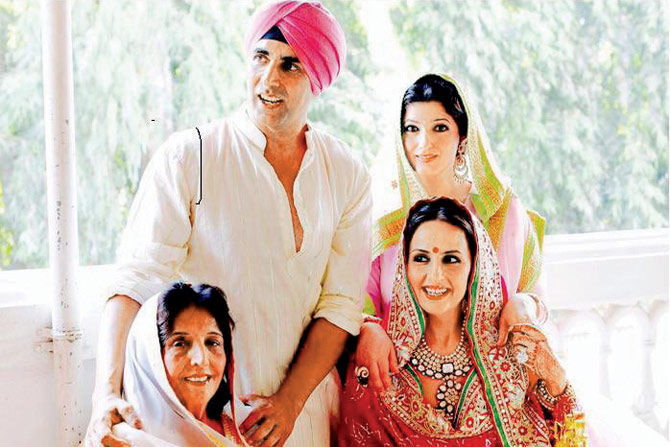Akshay Kumar's Mother Dies: See Their Unseen Pictures Together