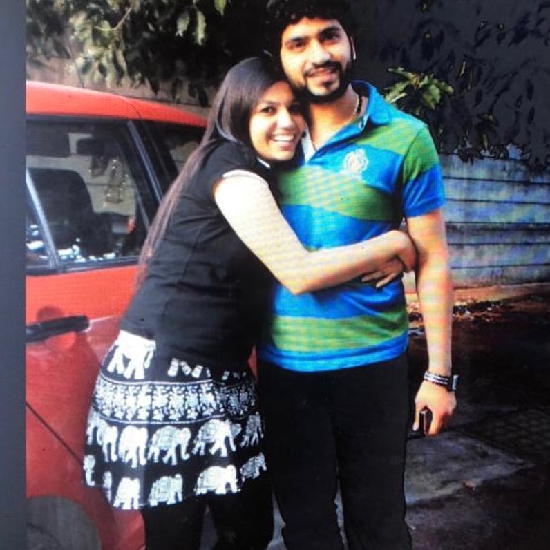 Bigg Boss Telugu Contestant Natraj Master భార్య నీతూ సీమంతం ఫోటోలు.. బుల్లితెర తారలే దిగివచ్చి!  