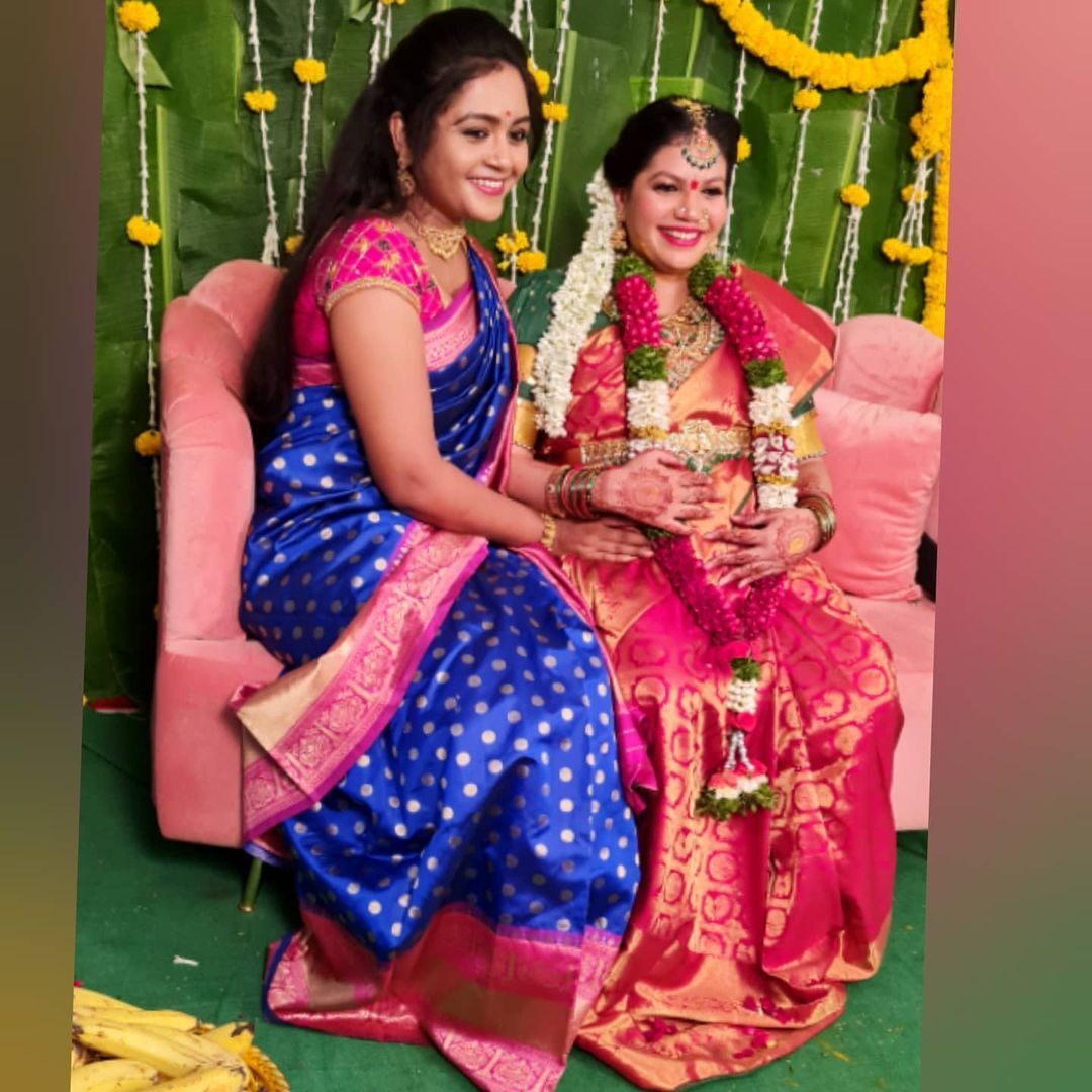 Bigg Boss Telugu Contestant Natraj Master భార్య నీతూ సీమంతం ఫోటోలు.. బుల్లితెర తారలే దిగివచ్చి!  