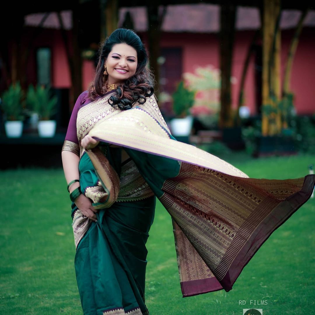 ഭര്‍ത്താവിനൊപ്പം സാന്ദ്ര തോമസിന്‌റെ മനോഹര ചിത്രങ്ങള്‍, കാണാം