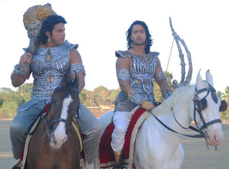 Shaheer Sheikh’s BTS Pictures From Mahabharat Are Unmissable