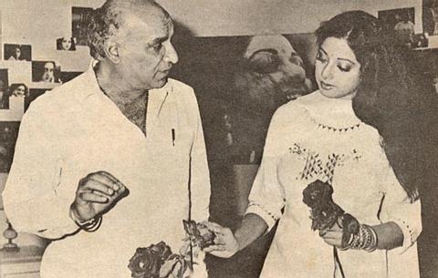 Sridevi, Rishi Kapoor & Vinod Khanna's Unseen Photos From Chandni Days