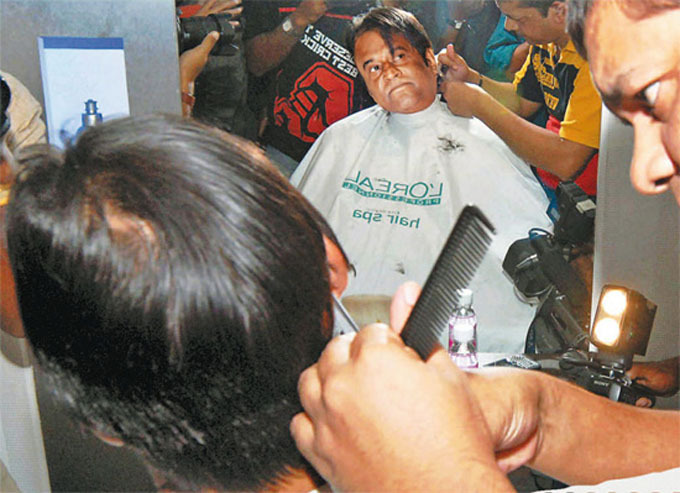 Throwback Pictures From The Sets Of Aishwarya Rai-Rajnikanth's Enthiran, Seen Yet?