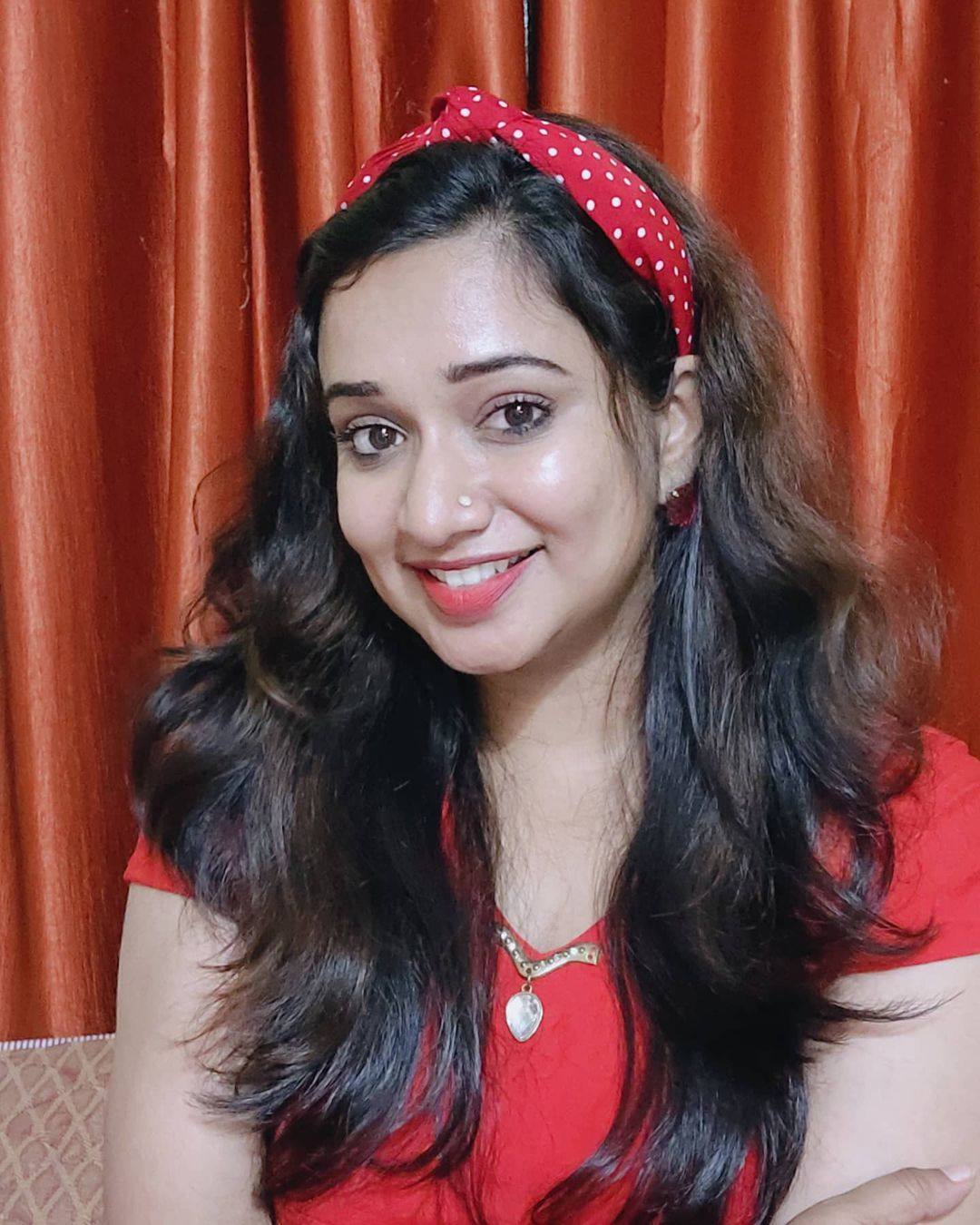 സീരിയൽ ആരാധകരുടെ പ്രിയങ്കരി, നടി  ഗൌരി കൃഷ്ണയുടെ ഫോട്ടോസ് വൈറലാവുന്നു