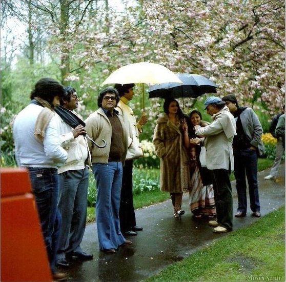 Amitabh Bachchan-Rekha's Unseen Photos From Silsila Sets