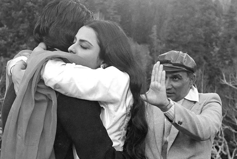 Amitabh Bachchan-Rekha's Unseen Photos From Silsila Sets