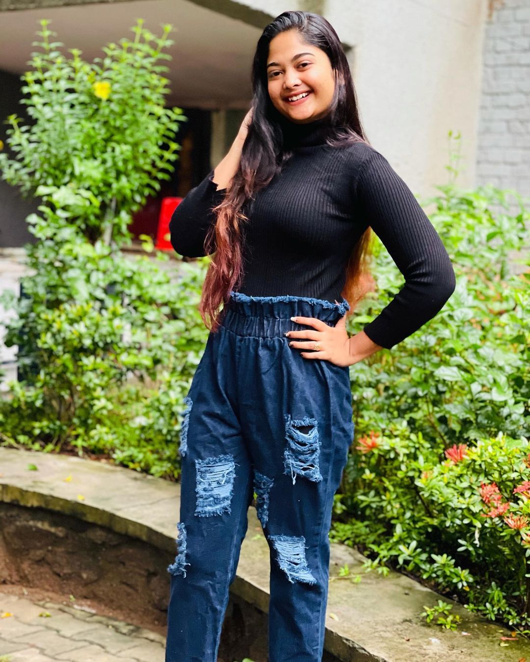 മൗനരാഗം സീരിയലിൻ്റെ മുത്ത്, നടി ഐശ്വര്യ റംസായിയുടെ കിടിലൻ ഫോട്ടോസിതാ