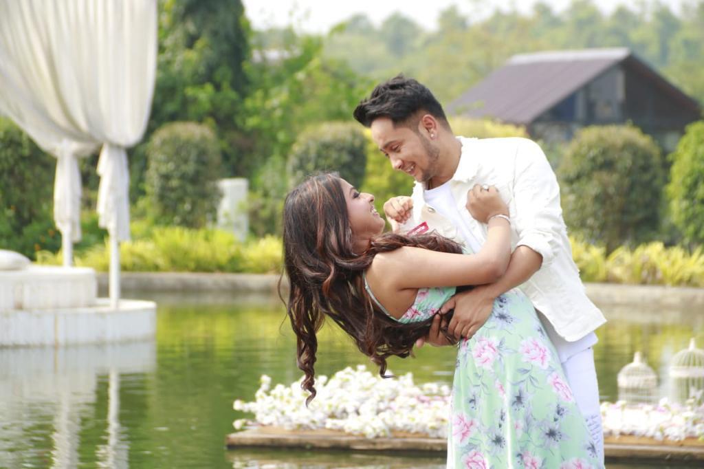 Pawandeep Rajan And Arunita Kanjilal Look Adorable In These PICS; Their Music Video Teaser To Be Out Soon