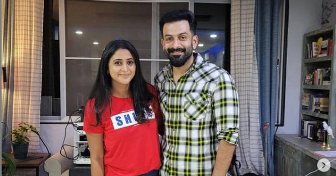 These BTS Pictures From The Sets Of Prithviraj Sukumaran's Bro Daddy Will Leave You Super Excited!