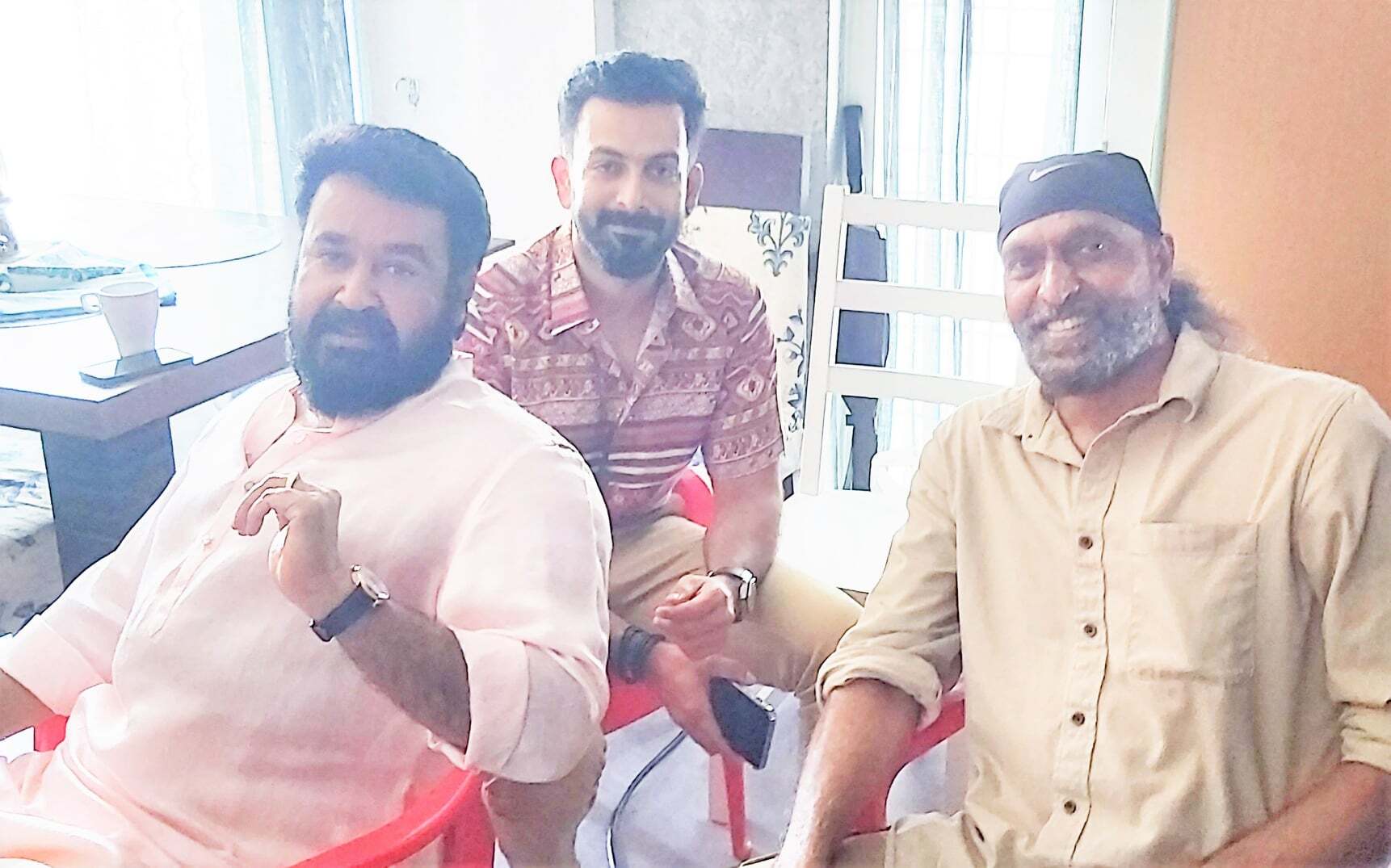 These BTS Pictures From The Sets Of Prithviraj Sukumaran's Bro Daddy Will Leave You Super Excited!