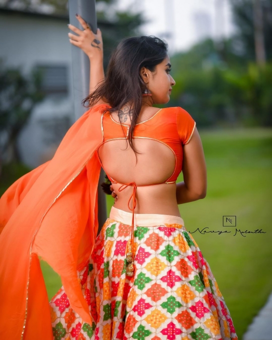 Deepthi Sunaina : రచ్చ రేపిన దీప్తి.. వీపు అందాలు చూపిస్తూ హాట్ ట్రీట్.. నెవర్ బిఫోర్ అన్నట్టు!