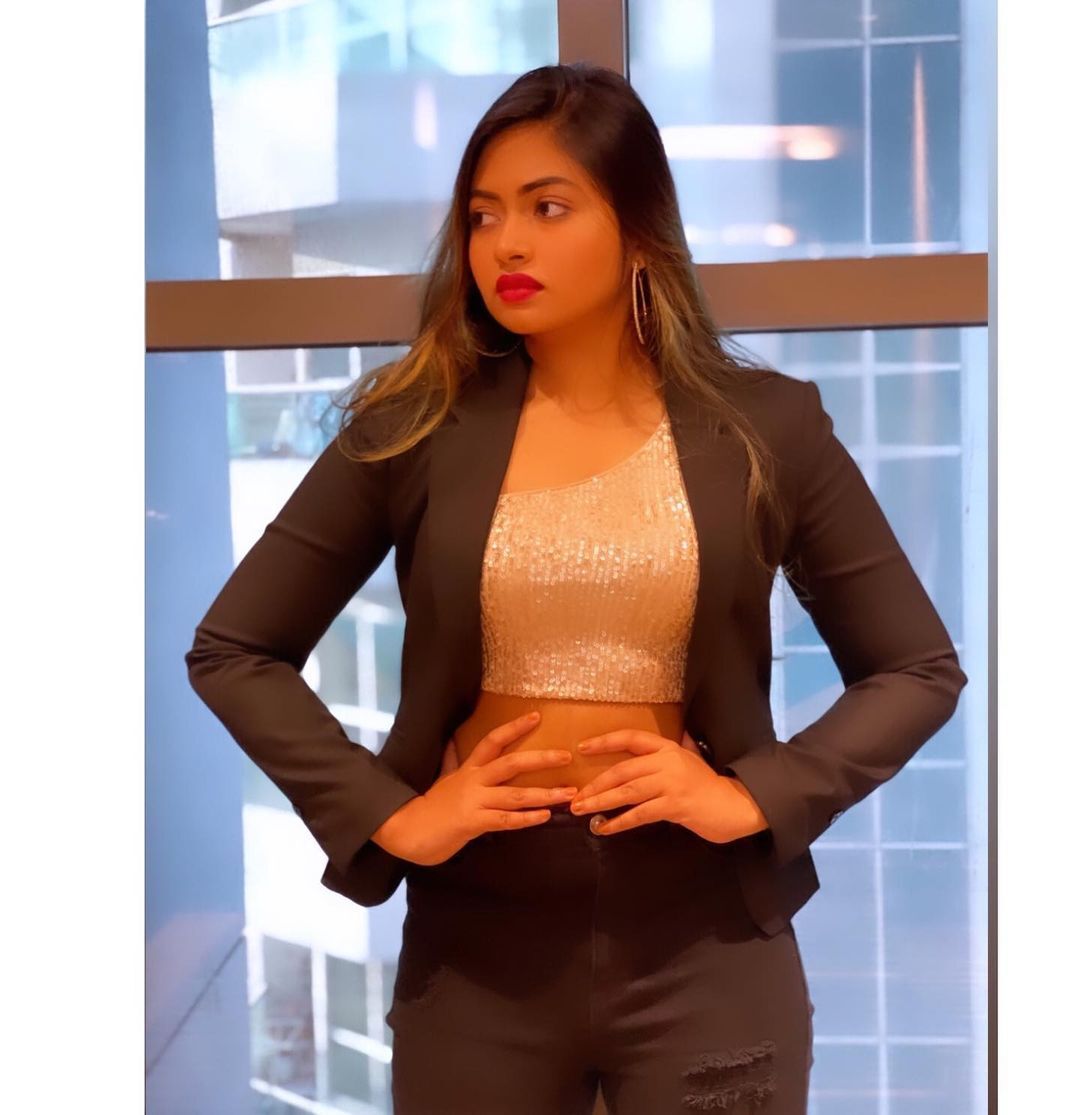 സ്റ്റൈലിഷായി ശാലിൻ സോയ, കിടിലൻ ലുക്കിലുള്ള നടിയുടെ ഫോട്ടോസ്