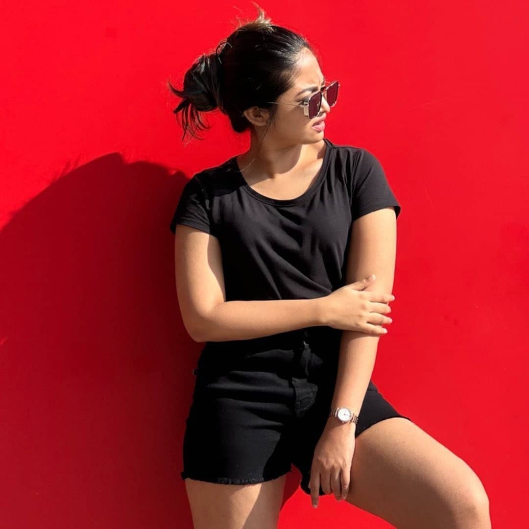 സ്റ്റൈലിഷായി ശാലിൻ സോയ, കിടിലൻ ലുക്കിലുള്ള നടിയുടെ ഫോട്ടോസ്