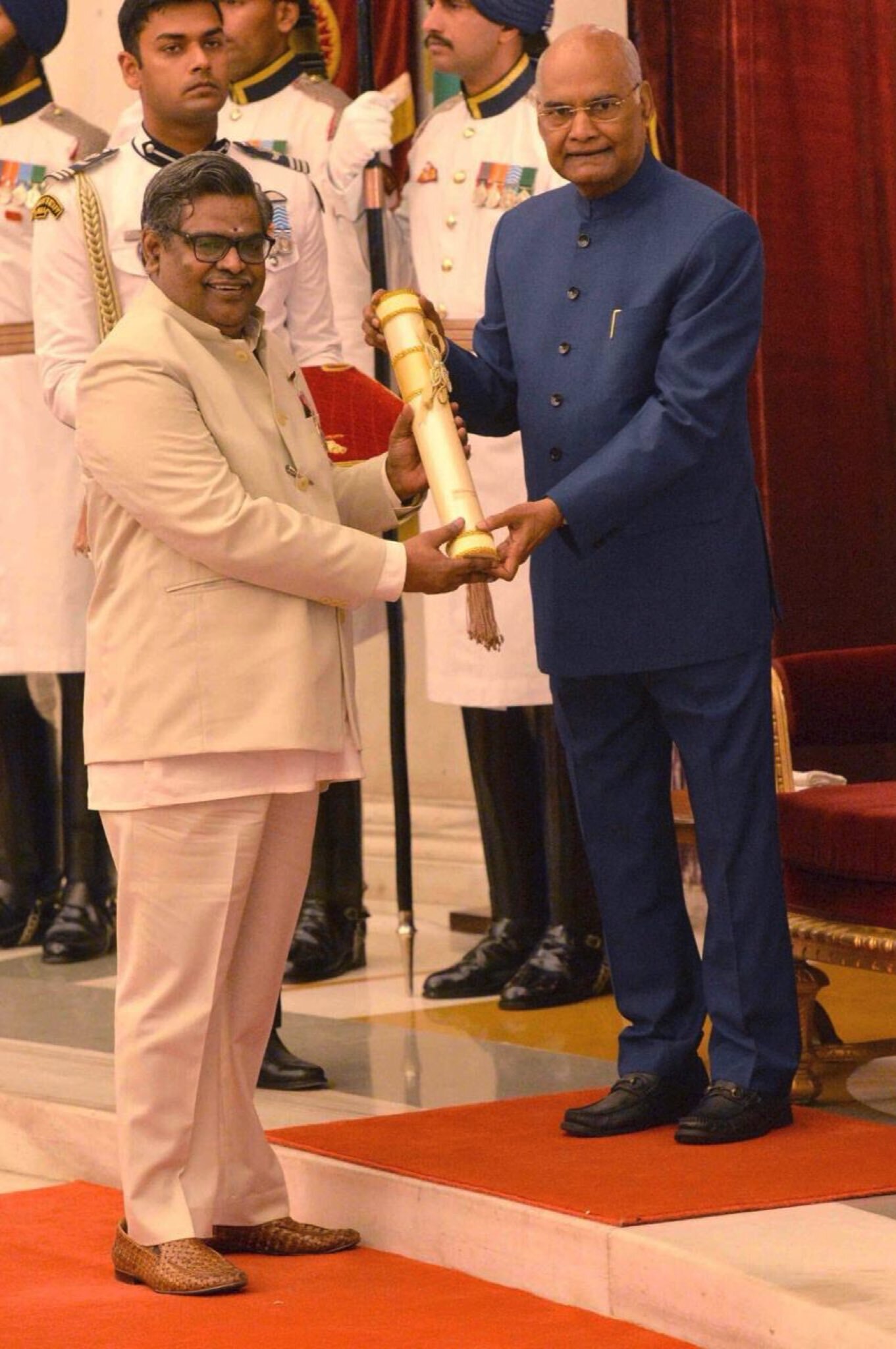 Sirivennela Seetharama Sastry no more: మీరెప్పడూ చూడని సిరివెన్నెల ఫోటోలు