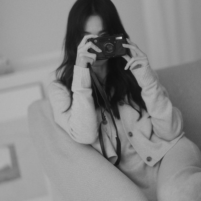 Song Hye Kyo Almost Kisses Jang Ki Yong In New Stills From Now, We Are Breaking Up