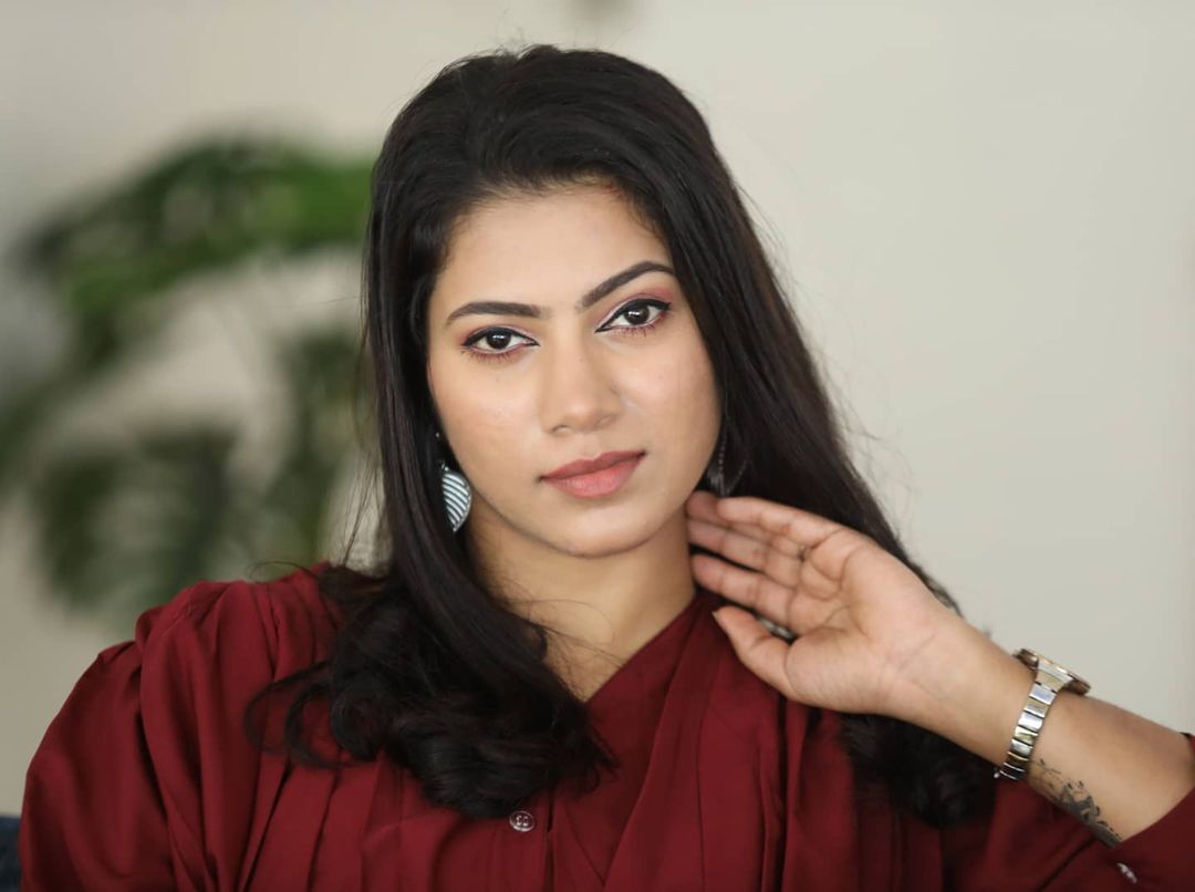 ഡോക്ടർ ഇന്ദ്രജ അല്ലേ ഇത്,  അമൃത ഗണേശിന്റെ  പുതിയ ചിത്രം കാണാം