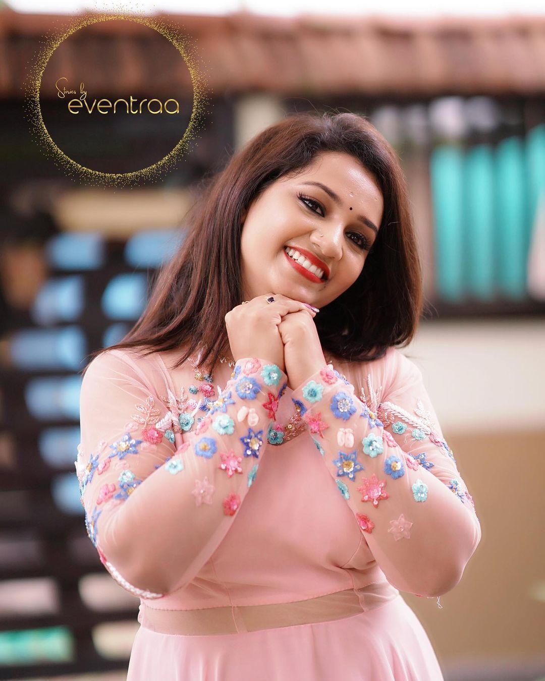 സിമ്പിൾ ലുക്കിൽ സ്റ്റൈലായ  മൗനരാഗം താരം, പ്രതീക്ഷയുടെ   പുതിയ ചിത്രം വൈറലാവുന്നു