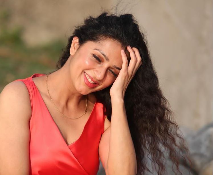 Bhumika Chawla: ఓ రేంజ్‌లో రెచ్చిపోయిన భూమిక.. తల్లైన తర్వాత కూడా ఇంత ఘాటు ఫోజులతో రచ్చ