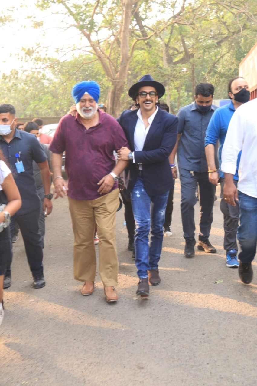 Ranveer Singh & the Cast of Movie '83' and the 1983 World Cup players snapped at Filmcity