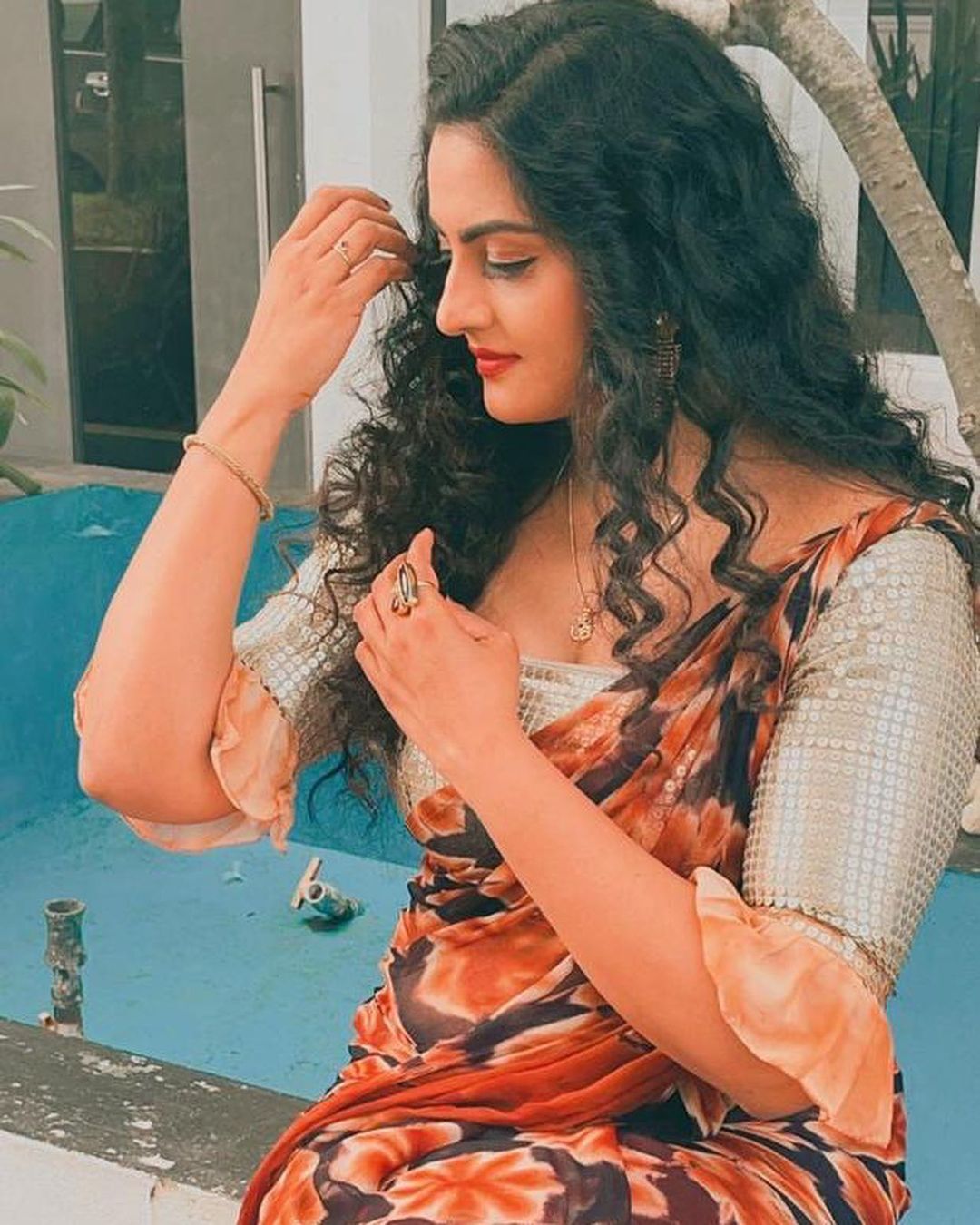 മെലിഞ്ഞ് കൂടുതല്‍ സുന്ദരിയായി സുചിത്ര; പപ്പി കലക്കിയെന്ന് ആരാധകര്‍