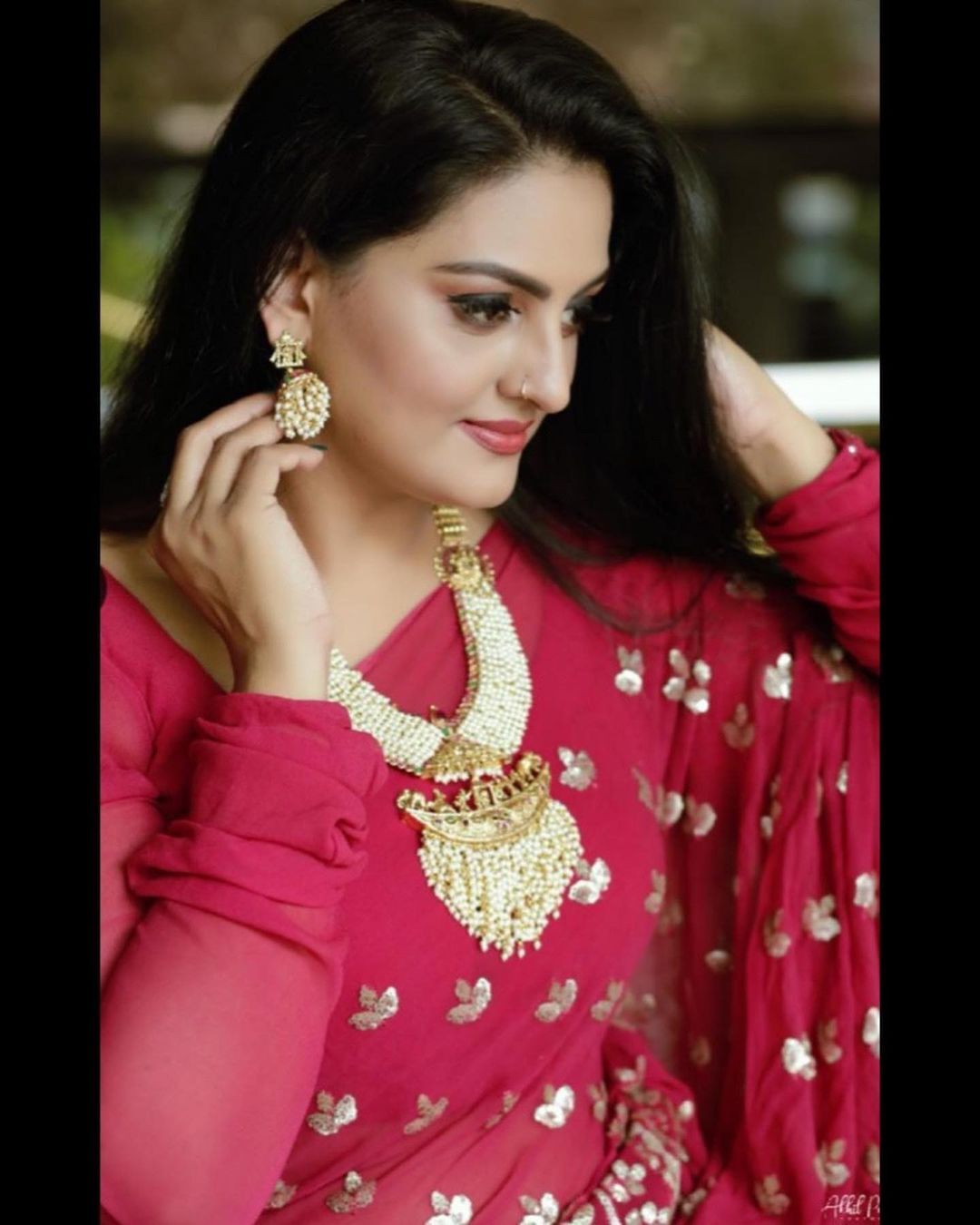 മെലിഞ്ഞ് കൂടുതല്‍ സുന്ദരിയായി സുചിത്ര; പപ്പി കലക്കിയെന്ന് ആരാധകര്‍