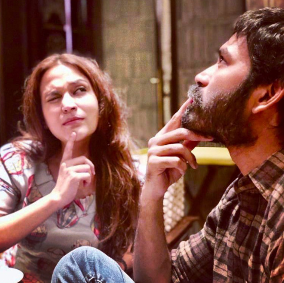 Aishwarya Rajinikanth’s #ProudWife Moments With Dhanush And Other Family Pictures Go Viral