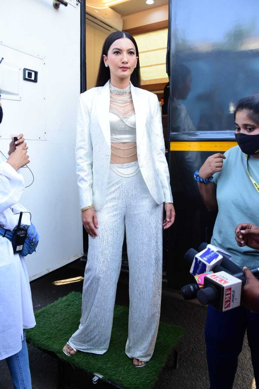 Bigg Boss 15 Grand Finale: Shamita's Mother, Leeshan-Misha, Rubina, Shweta Tiwari, Rakhi-Ritesh, Gauahar & Others Arrive On Sets