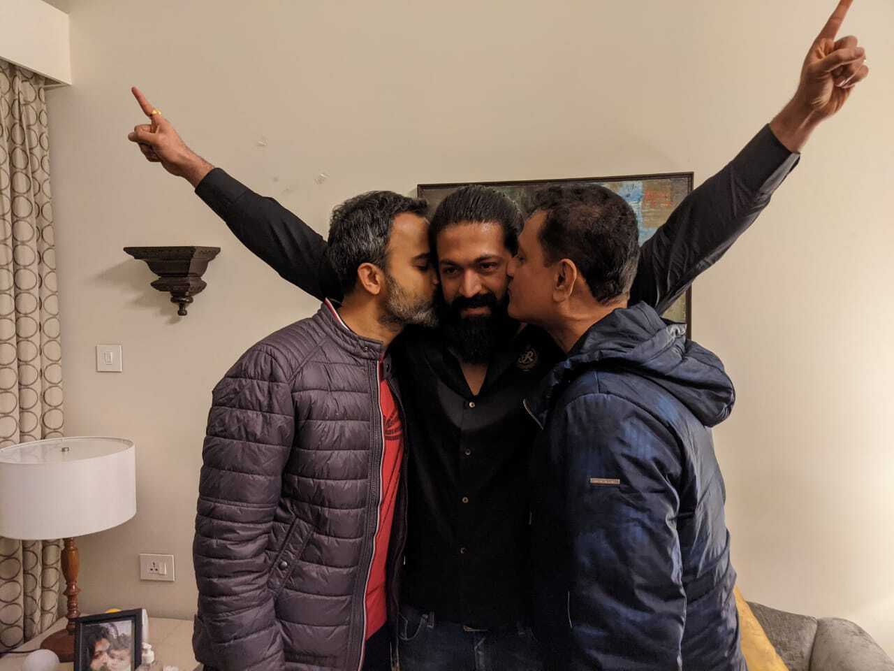 KGF Actor Yash's Unseen And Rare Pictures Will Leave You Agape!