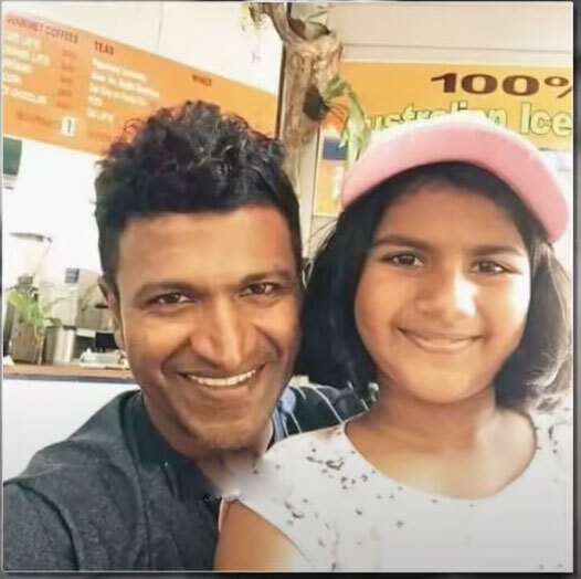 Puneeth Rajkumar With Daughters Beautiful Photos